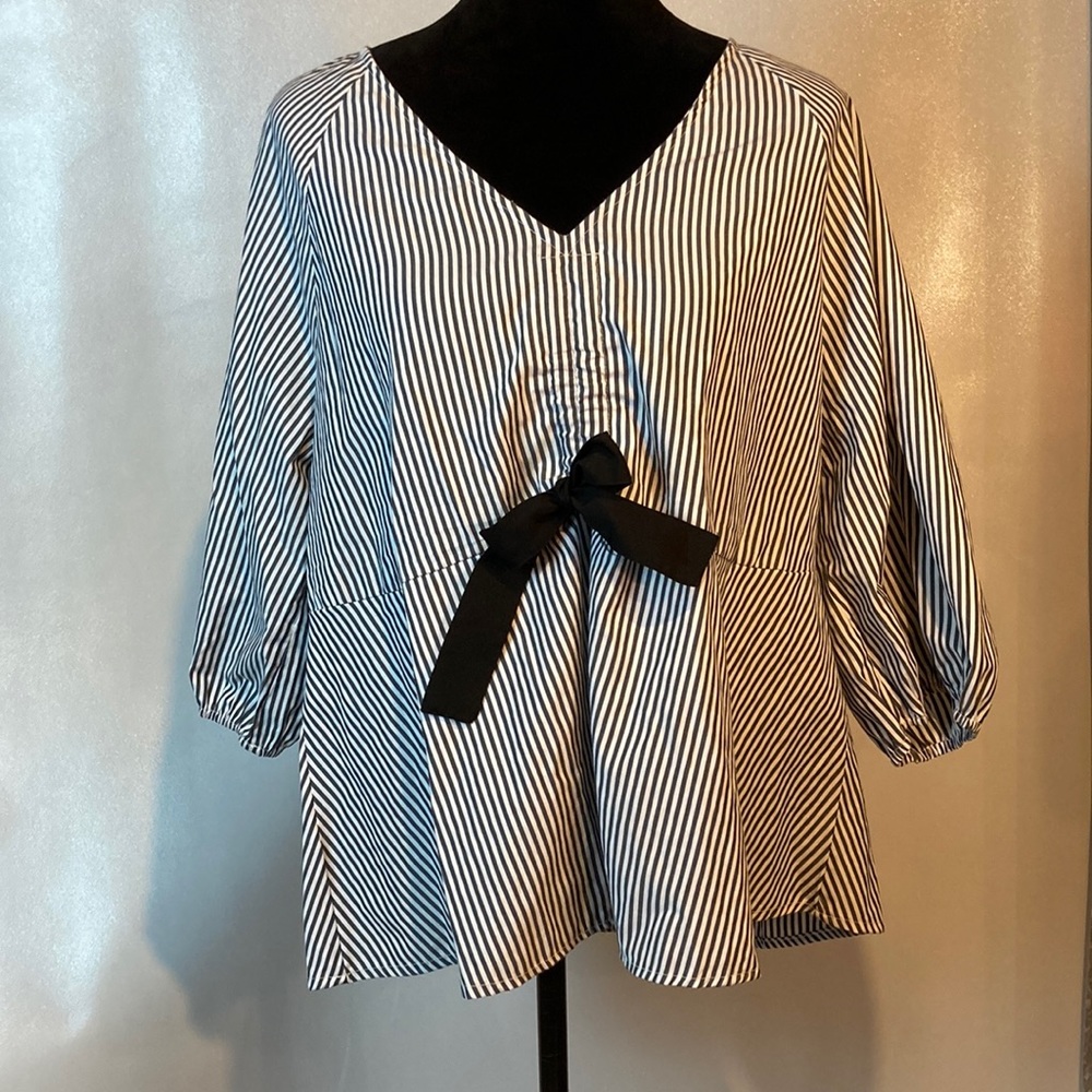 Black & White Stripes Top